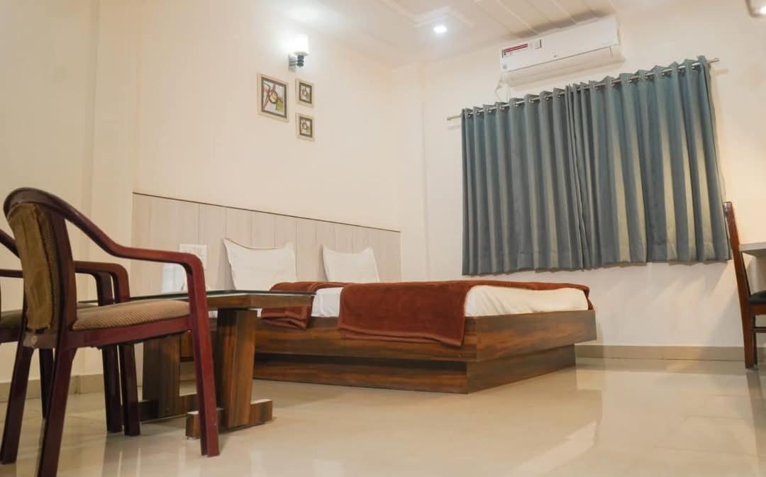 Hotel Alka Palace Durg Экстерьер фото