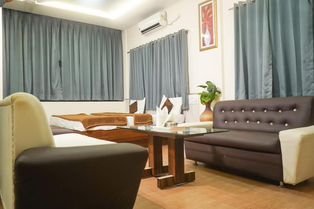 Hotel Alka Palace Durg Экстерьер фото